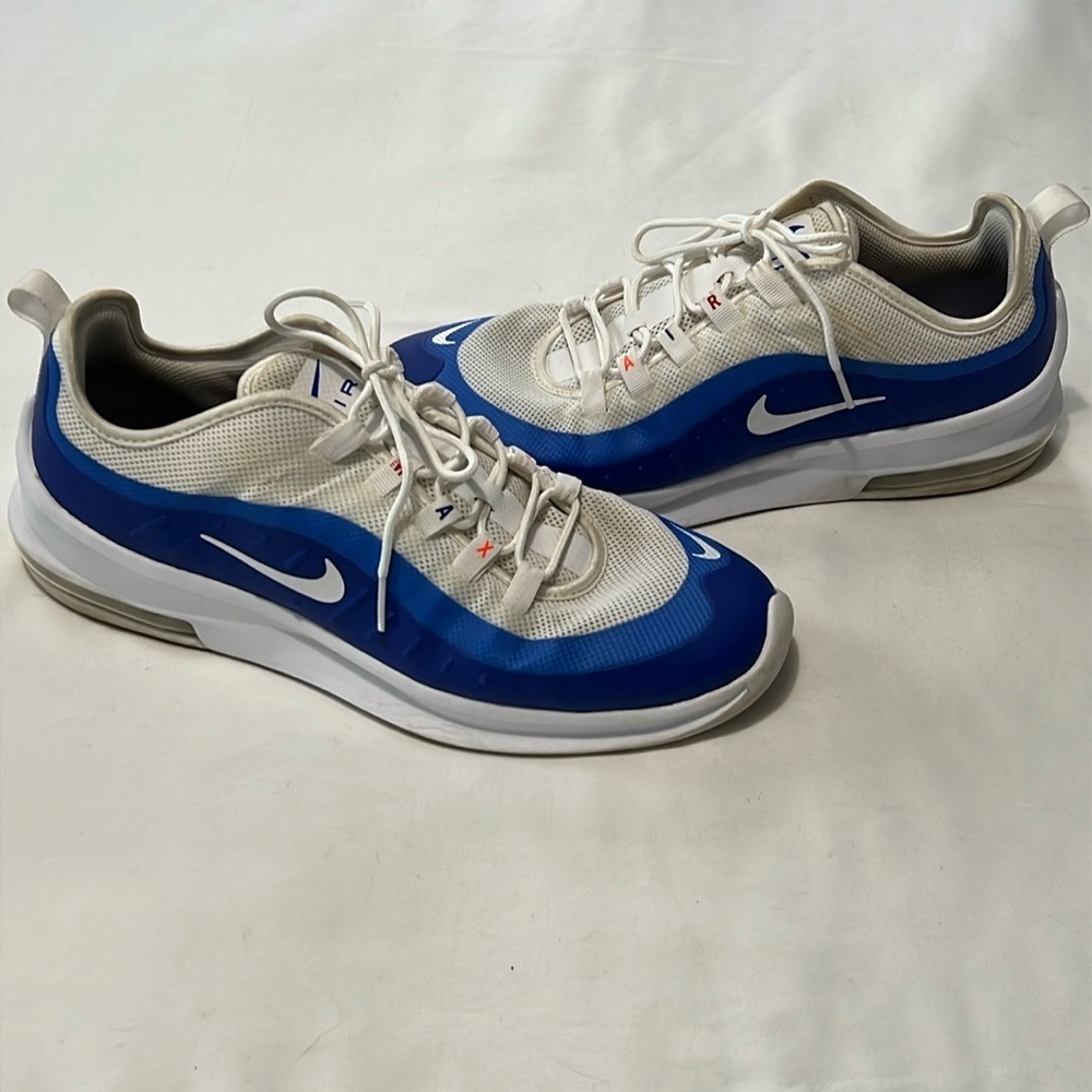 Air Max Axis White Racer Blue Sneakers
